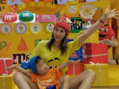 -m豆巧克力世界(上海世茂广场店)