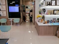 -维乐口腔(美维云门诊陆家嘴店)
