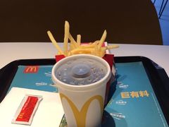 -麦当劳(中山大道中店)