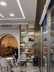 -蓝调造型·烫发·染发