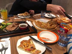 -必胜客(中大银泰店)