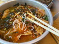 -丽丽三鲜螺蛳粉(田林路店)