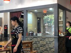 大堂-湘聚南县土菜馆(龙山二路店)