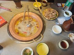 -阿婆情腊排骨火锅·野生菌季(古城旗舰店)