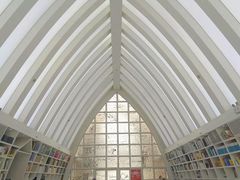 -钟书阁(松江泰晤士小镇店)