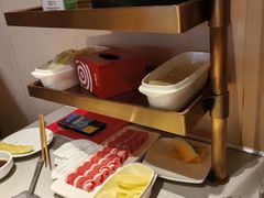 -海底捞火锅(新松江路生日主题店)