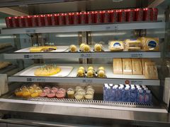 面包甜点陈列柜-宜家·瑞典风味餐厅(烟台路店)