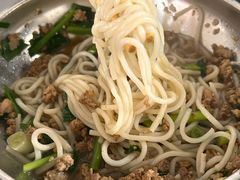 -正宗杨记普洱酸醋米线(总店)