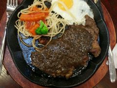 -皇品世家牛排(七一路店)