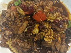 -刘胖子家常菜·蹄花焖藕(中南店)