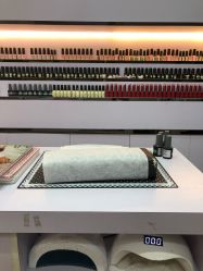 -美斯洛美甲美睫连锁店