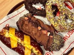 -HOT CRUSH趁热集合·现烤面包(环球港店)