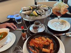 -db Bistro & Oyster Bar by Daniel Boulud(滨海湾金沙店)