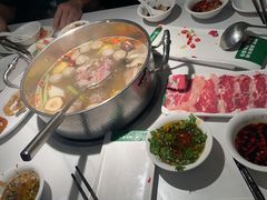 -潮牛壹号鲜牛肉火锅(世界城广场店)