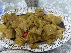 -天天向上素食餐厅(五台山店)