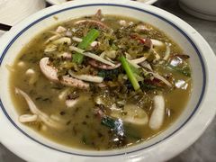 -侬佳蒸菜馆(听潮店)