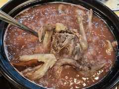 土茯苓鸽子汤-一煲鸽