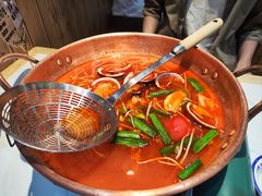 -百联川沙购物中心