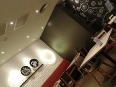 -必胜客(WOW贺州灵峰店)