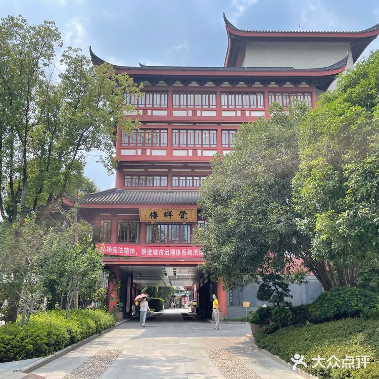 世界上最幸福的事之一：做玉佛寺志愿者