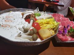 -魔丼屋(日月光店)