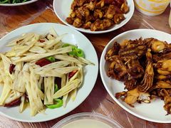 辣炒藕带-蓝精灵饺子店