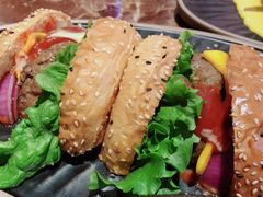 -Let'sBURGERplus·非常创意汉堡(三里屯店)