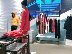 -阿迪达斯(武林银泰三叶草店)