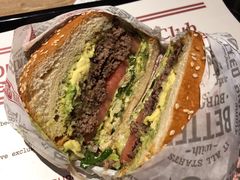 -The Habit Burger Grill 哈比特汉堡(复兴soho店)