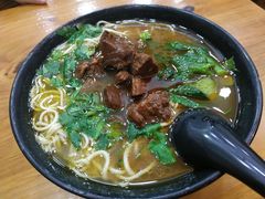 -志权牛肉面(灵山路店)