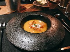 香滑姜味南瓜汤配火腿脆片-AZUL by FUEL蓝色·法式酒馆(琶醍店)