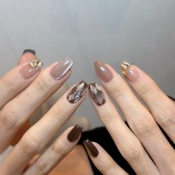 -米小兔美甲美睫