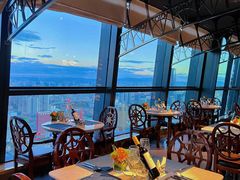 -锦厨国际自助餐厅 · 云端景观 (昆明索菲特大酒店)