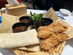 烙馍卷馓子-大张烙馍村·美食地标(泉山店)