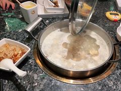 -一席地·本地鸡窝·杭帮鸡火锅(萧山银隆百货店)