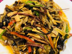 -小厨子私房菜·云南美食店