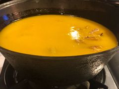 -鲜入围煮花胶鸡海鲜火锅