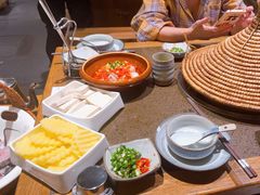 -野山舂·贵州现舂酸汤牛肉(民生路店)