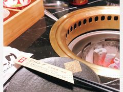 -山川小町·极番烧肉(新地假日广场店)