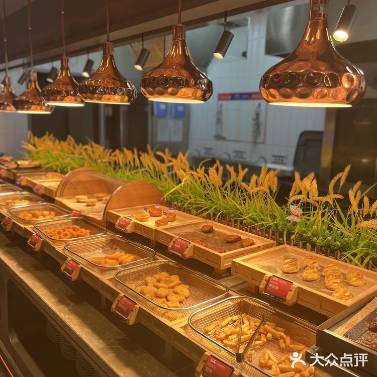 暑假朋友聚会来梨花🌸啊