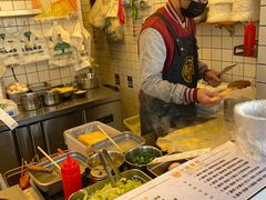 -卞姐蛋饼(陕西南路店)