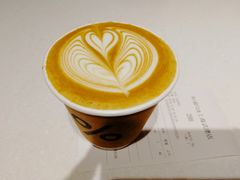 拿铁咖啡-% Arabica阿拉比卡咖啡(武康路店)