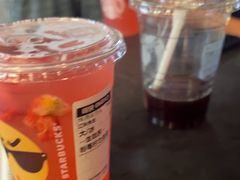 -星巴克(西安曲江银泰店)