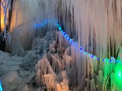 -大平台龙居瀑布旅游区