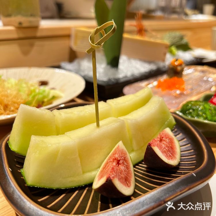 惊呆了‼️直接给你一整盒海胆,超满足海胆餐,一定要去吃