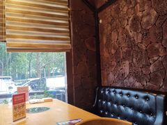 靠窗位-早船·深海鱼锅泡饼(沧州店)