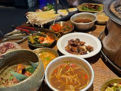 -鑫釜山海鲜烧烤(鑫丰国际店)