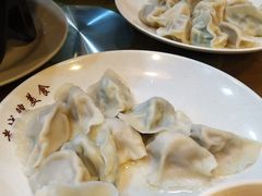 -篱笆院东北饺子王(欧阳路店)