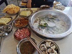 -憨铁匠老火锅(龙岗万科里店)