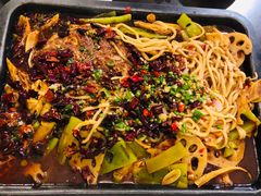 招牌香辣烤鱼-满江红 Red Lotus Restaurant